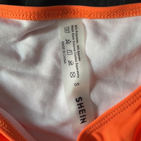 orange bikini - Picture 2 of 3